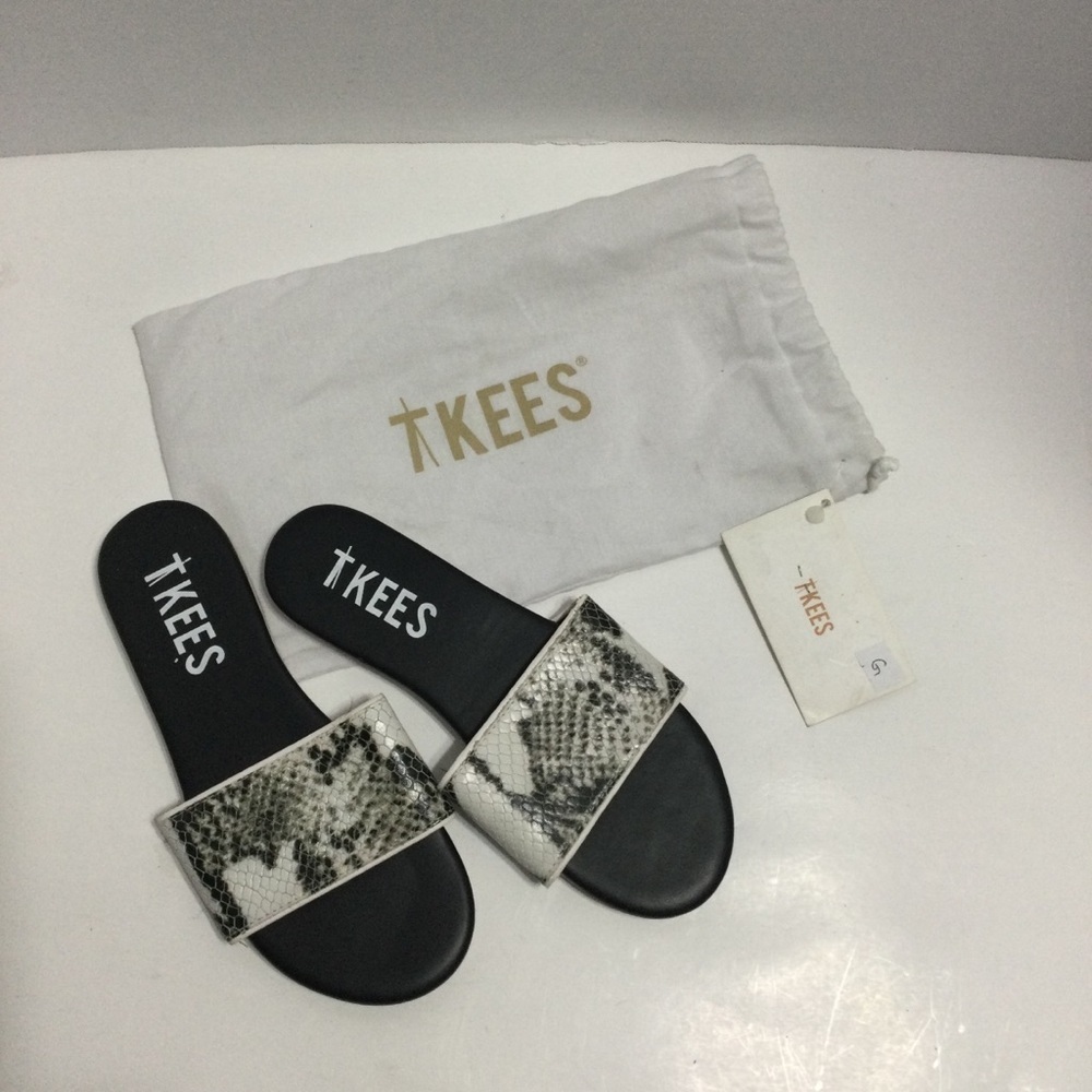 Tkees Lucas Flat Black & White Snake Print Size 5 EU Size 36 Leather Sandals